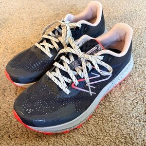 New Balance Dynasoft women’s size  8.5